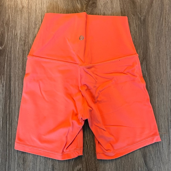 Lululemon Raspberry Cream Align 6” Shorts - Picture 4 of 7